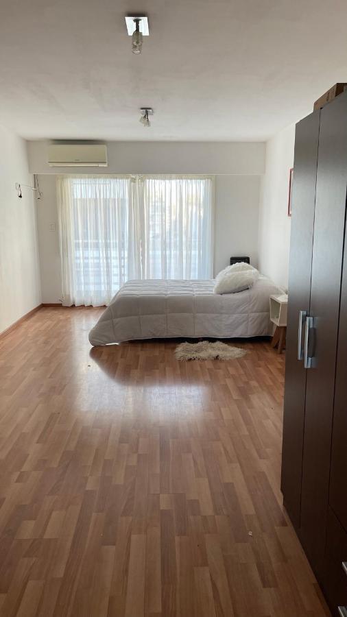 Ruffus's Apple Apartamento *