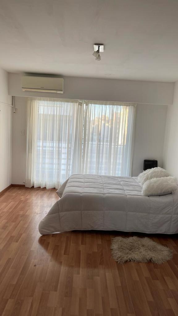 Ruffus's Apple Apartamento